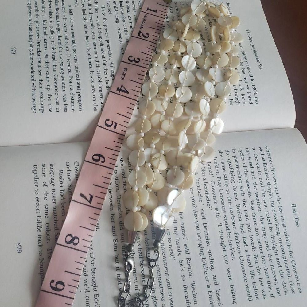 ‎Vintage Shell Necklace - Picture 7 of 7